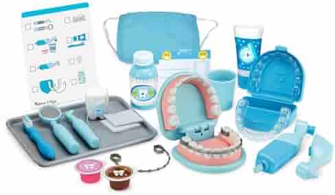 Super Smile Dentist Play Set by Melissa & Doug