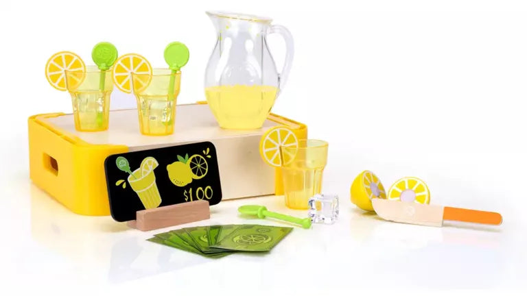 PRETENDABLES LEMONADE SET By Fat Brain Toy Co.