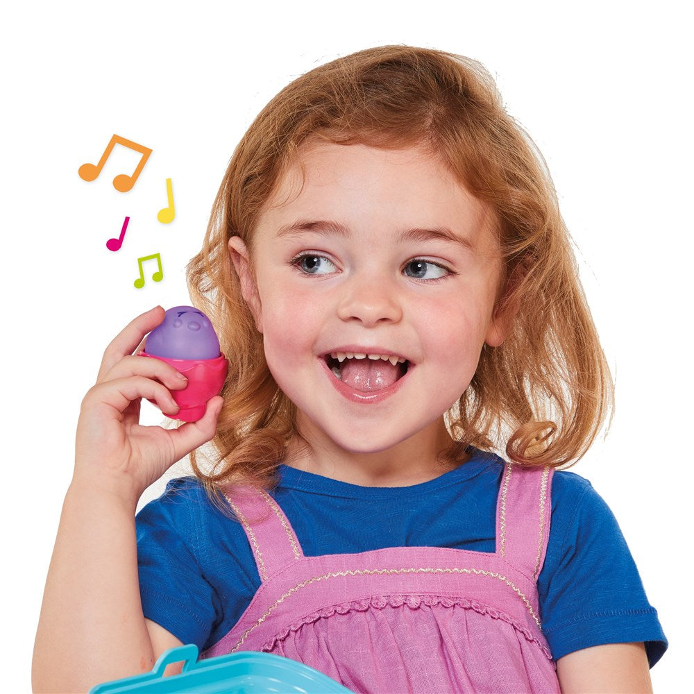 Hide and Squeak Bright Chicks by TOMY