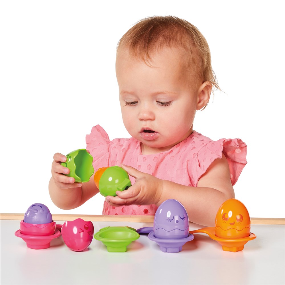 Hide and Squeak Egg and Spoon Set by TOMY